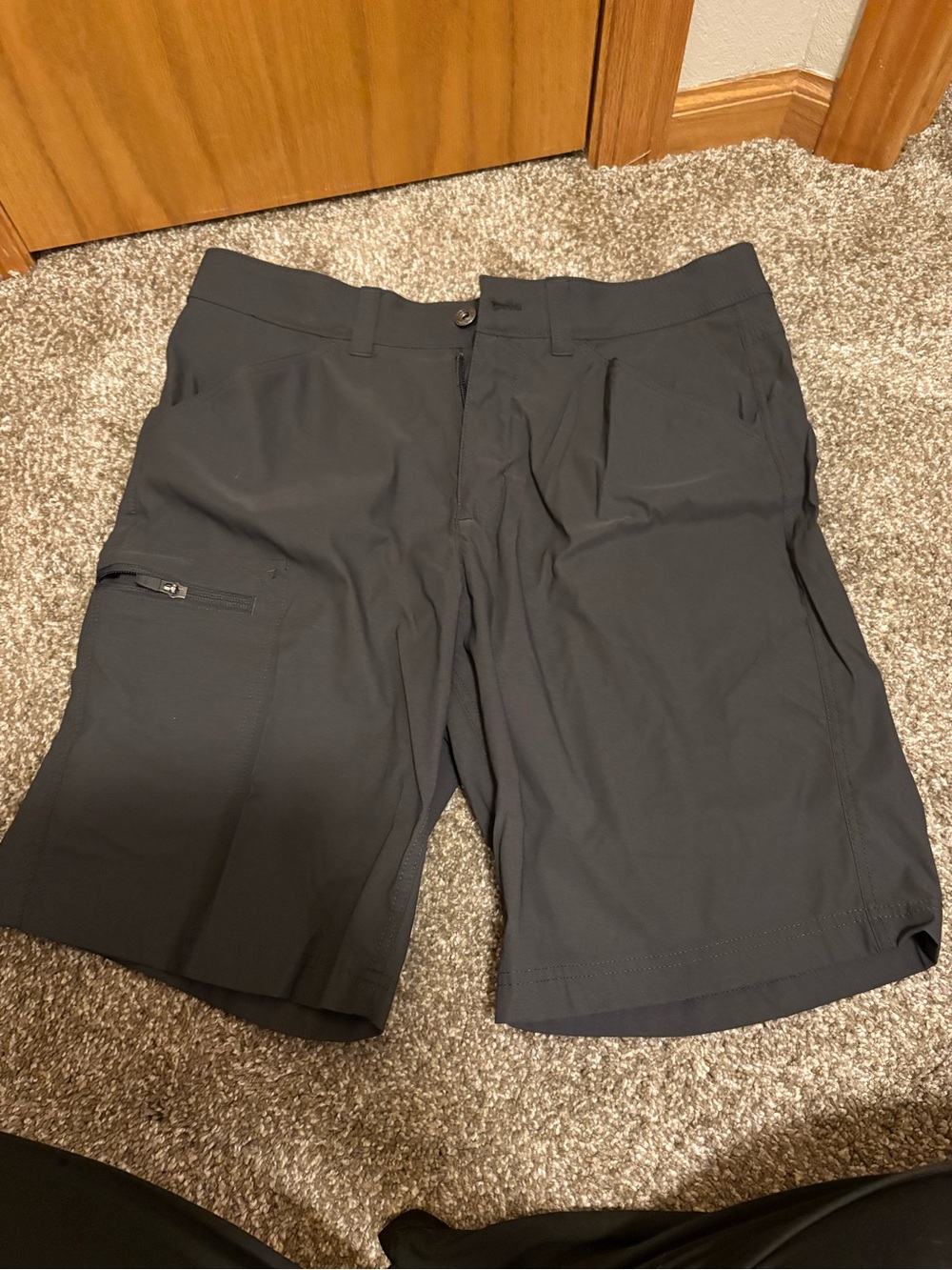 Eddie Bauer Black Cargo Performance Shorts